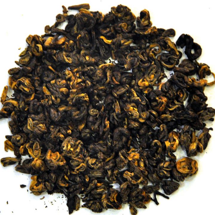 Naravni črni čaj Yunnan Dian Hong