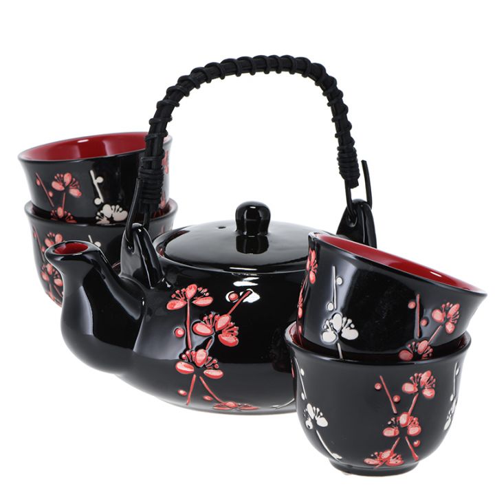 Čajni set iz porcelana Maje